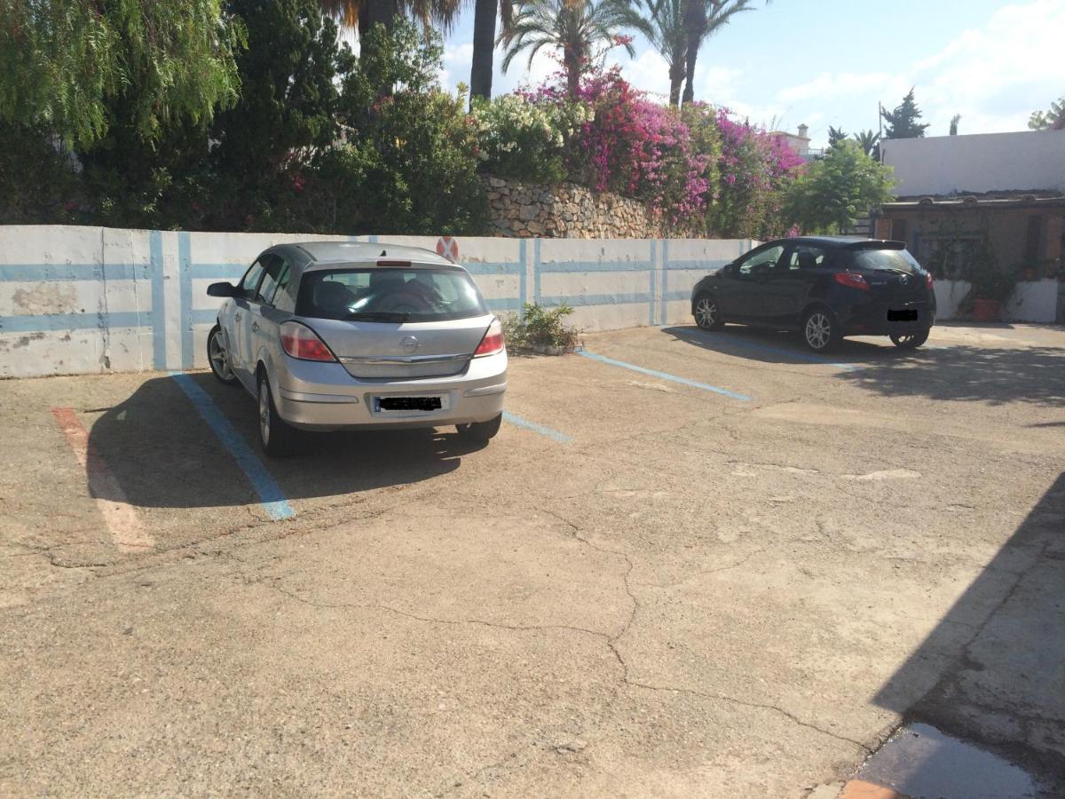 Casa-C- Pequeno Conjunto Adosados Villa Salobrena Luaran gambar