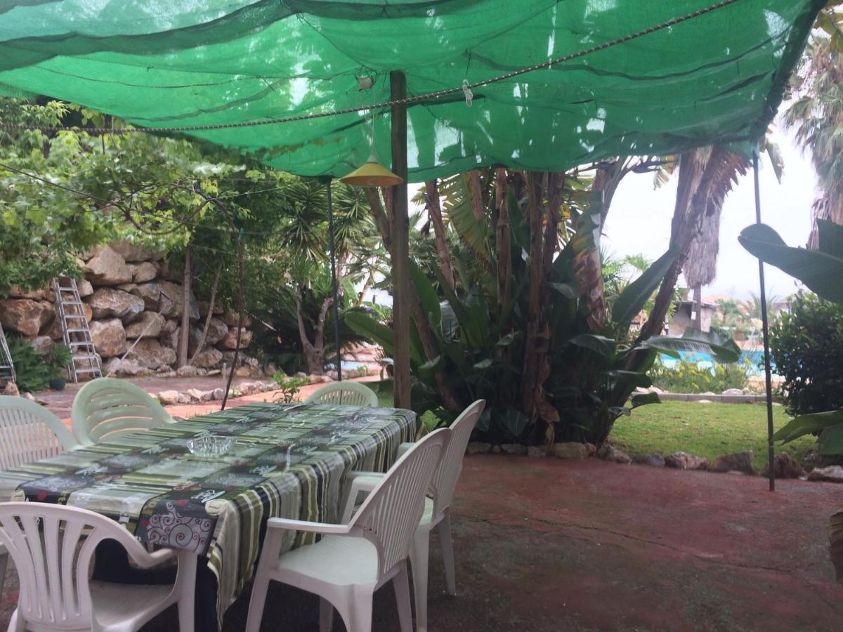 Casa-C- Pequeno Conjunto Adosados Villa Salobrena Luaran gambar